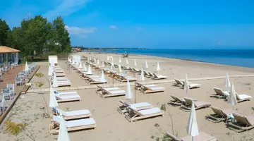 Cavomarina Beach