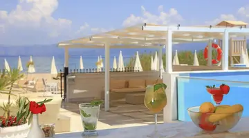 Cavomarina Beach