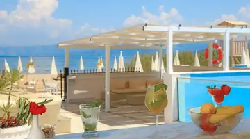 Cavomarina Beach