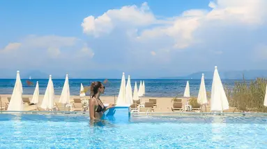 Cavomarina Beach