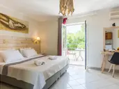 Cavos Beach House