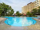 Cebu White Sands Resort & Spa