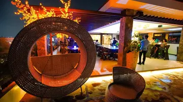 Cebu White Sands Resort & Spa
