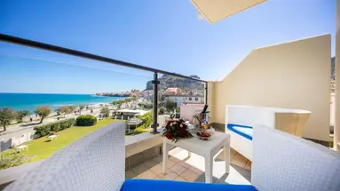 Cefalu Sea Palace