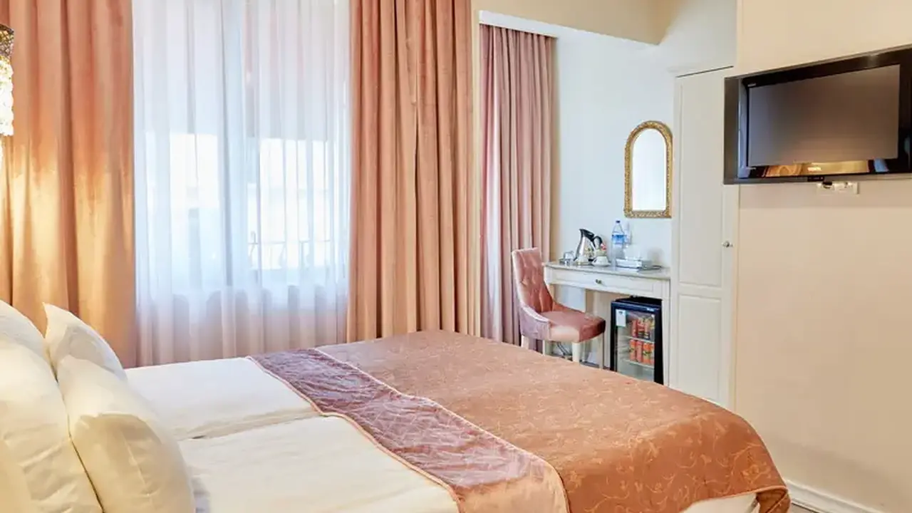 Celal Sultan Hotel