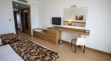CENGER BEACH RESORT & SPA