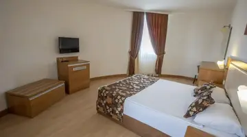 CENGER BEACH RESORT & SPA