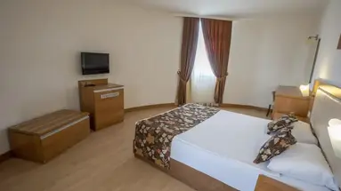 CENGER BEACH RESORT & SPA