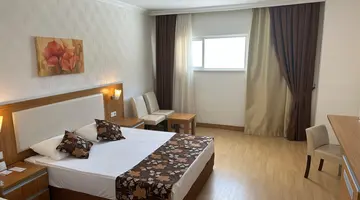 CENGER BEACH RESORT & SPA