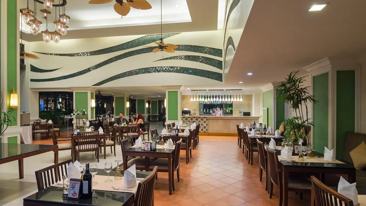 Centara Anda Dhevi Resort & Spa Krabi