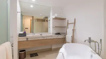 CENTARA AO NANG BEACH RESORT AND SPA KRABI