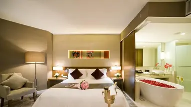CENTARA GRAND AT CENTRAL PLAZA LADPRAO BANGKOK
