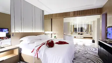 CENTARA GRAND AT CENTRAL PLAZA LADPRAO BANGKOK