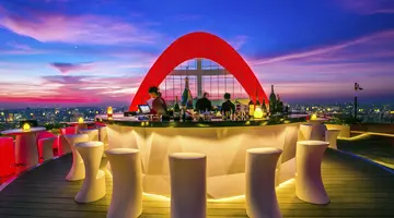 CENTARA GRAND AT CENTRAL WORLD
