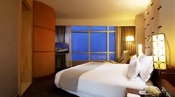 CENTARA GRAND AT CENTRAL WORLD
