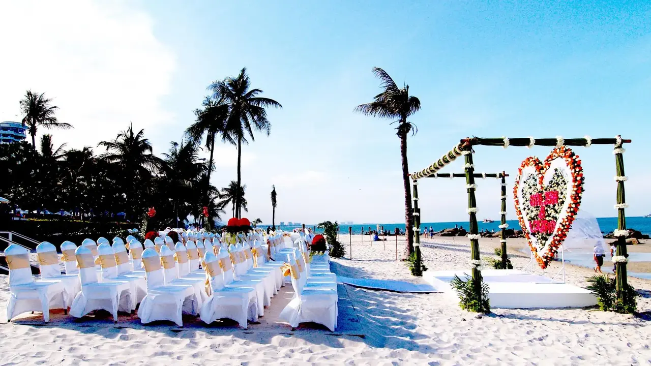 Centara Grand Beach Resort Hua Hin