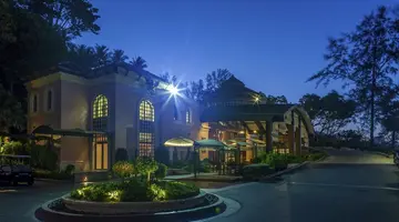 Centara Grand Beach Resort Phuket