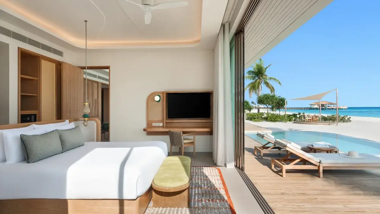 Centara Grand Lagoon Maldives