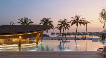 CENTARA GRAND LAGOON MALDIVES