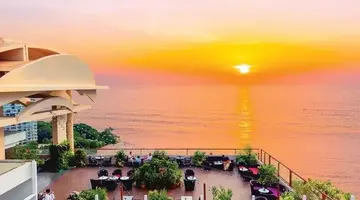 Centara Grand Mirage Beach Resort Pattaya