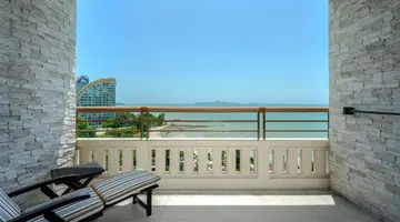 Centara Grand Mirage Beach Resort Pattaya