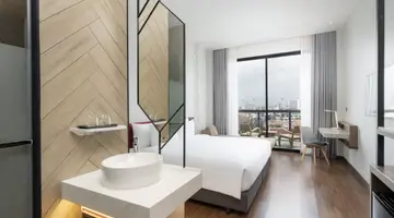 CENTARA LIFE HOTEL BANGKOK PHRA NAKHON