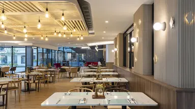 CENTARA LIFE HOTEL BANGKOK PHRA NAKHON