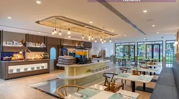 Centara Life Hotel Bangkok Phra Nakhon