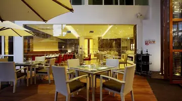 CENTARA NOVA HOTEL PATTAYA (ex. CENTARA NOVA HOTEL AND SPA PATTAYA)