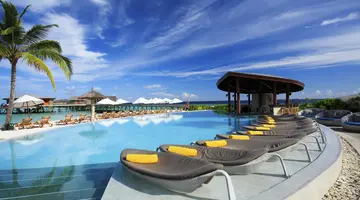 Centara Ras Fushi Resort & Spa Maldives