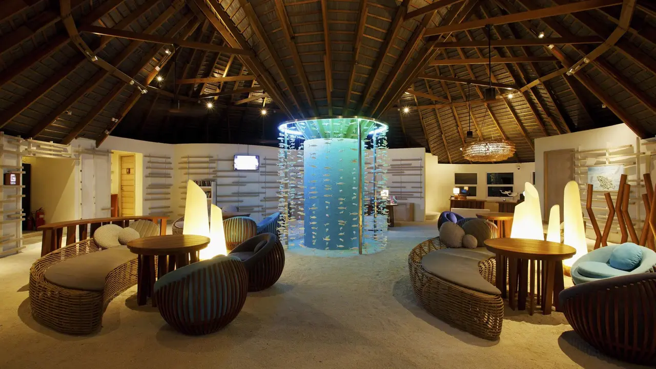 Centara Ras Fushi Resort & Spa Maldives
