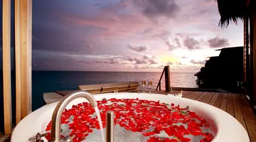 Centara Ras Fushi Resort & Spa Maldives