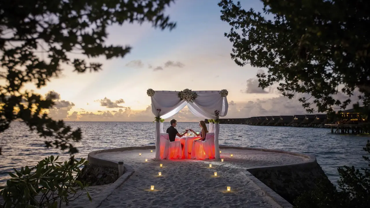 Centara Ras Fushi Resort & Spa Maldives
