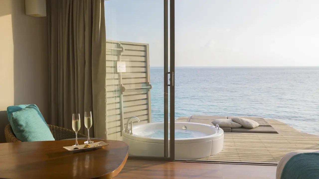 Centara Ras Fushi Resort & Spa Maldives