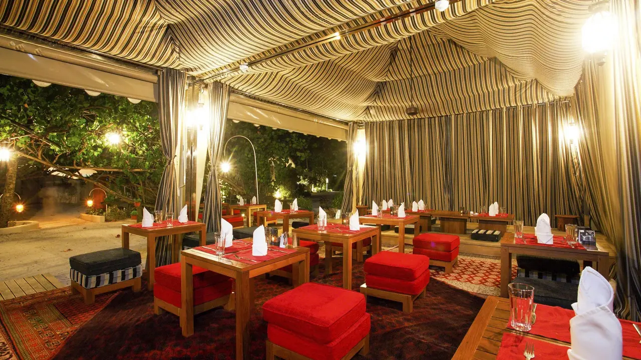 Centara Ras Fushi Resort & Spa Maldives
