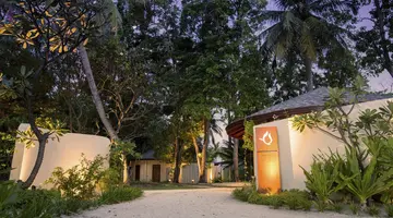 Centara Ras Fushi Resort & Spa Maldives