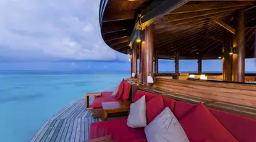 Centara Ras Fushi Resort & Spa Maldives