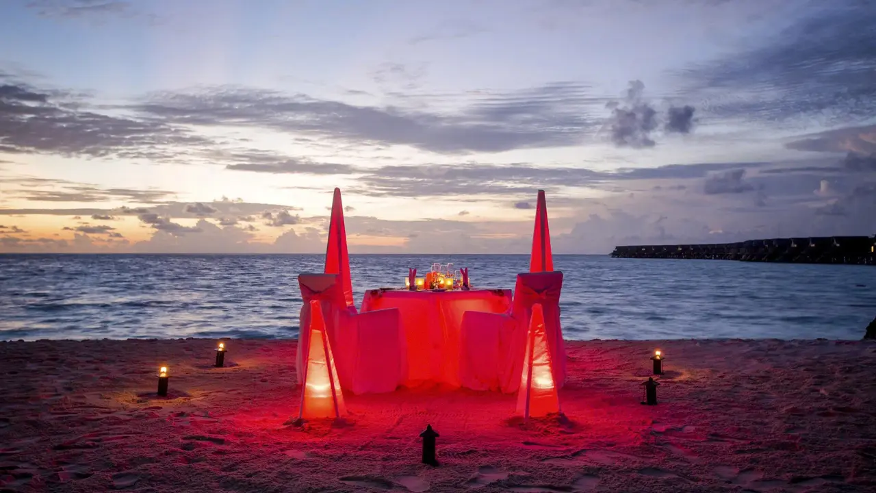 Centara Ras Fushi Resort & Spa Maldives