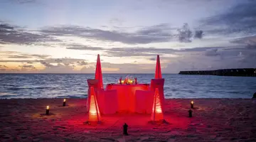 Centara Ras Fushi Resort & Spa Maldives
