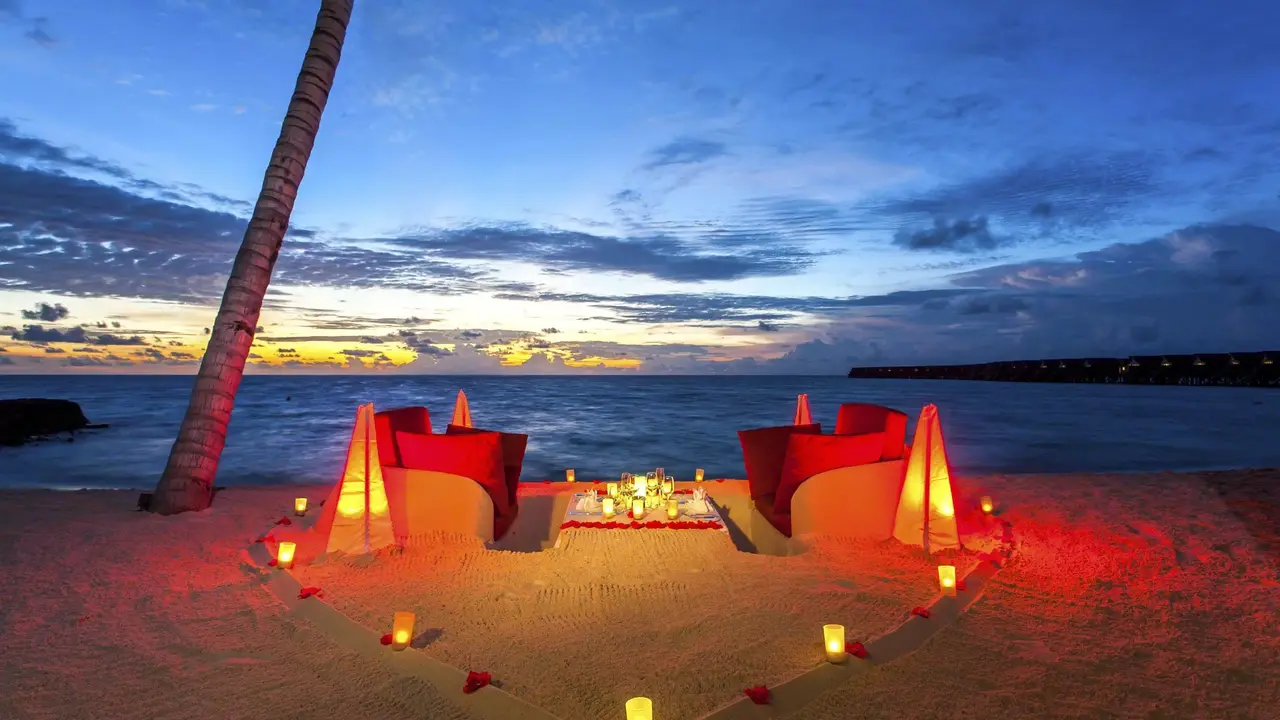 Centara Ras Fushi Resort & Spa Maldives