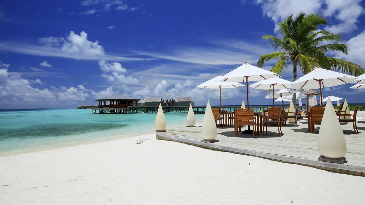 Centara Ras Fushi Resort & Spa Maldives