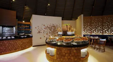 Centara Ras Fushi Resort & Spa Maldives