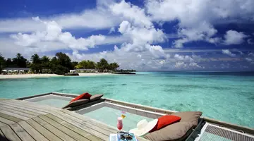 Centara Ras Fushi Resort & Spa Maldives