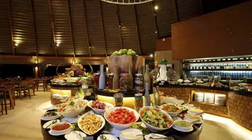Centara Ras Fushi Resort & Spa Maldives
