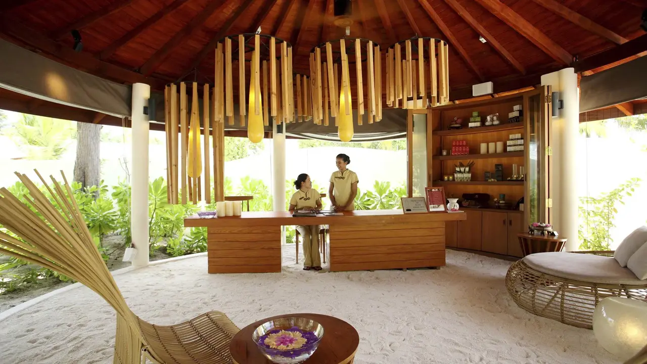Centara Ras Fushi Resort & Spa Maldives