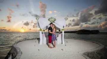 Centara Ras Fushi Resort & Spa Maldives