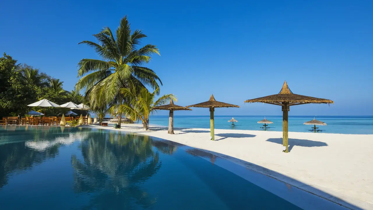Centara Ras Fushi Resort & Spa Maldives
