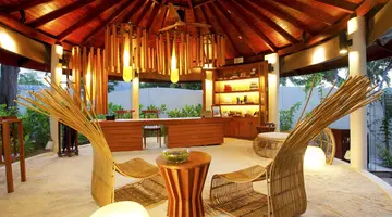 Centara Ras Fushi Resort & Spa Maldives
