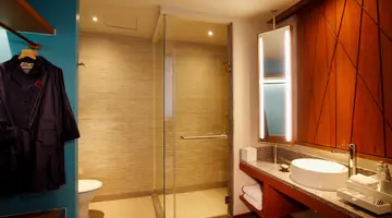 Centara Ras Fushi Resort & Spa Maldives