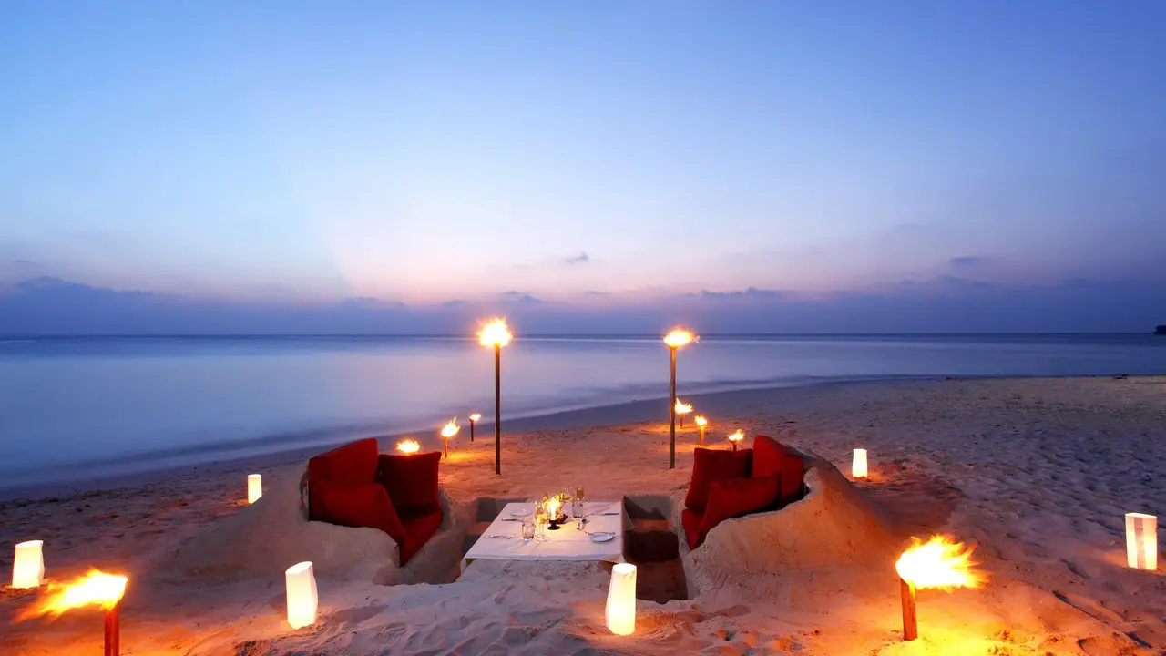 Centara Ras Fushi Resort & Spa Maldives